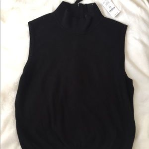 NWT - Size M - White House Black Market Crop Top